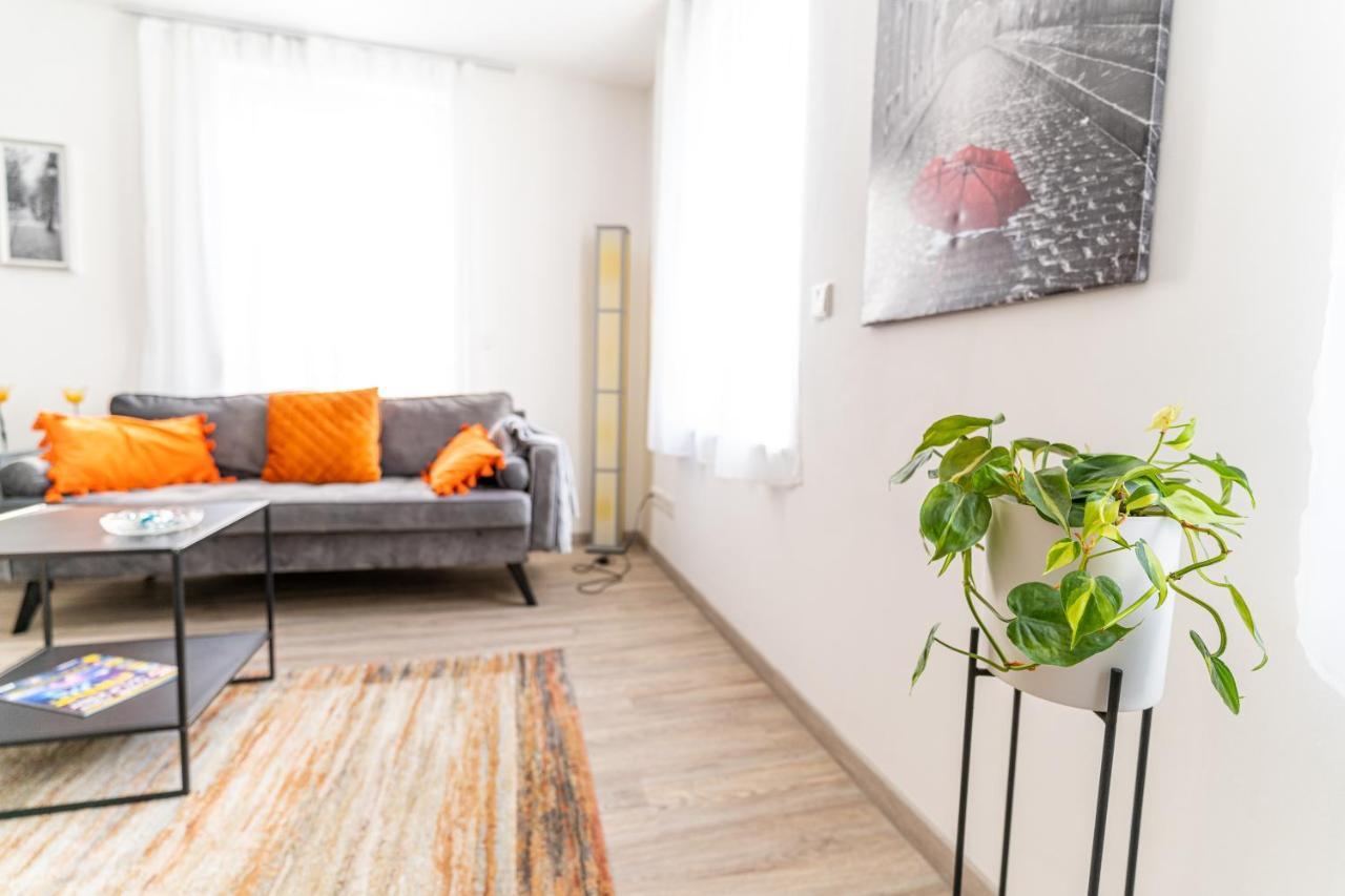 Tagblatt Apartment 10 Тутлинген Экстерьер фото
