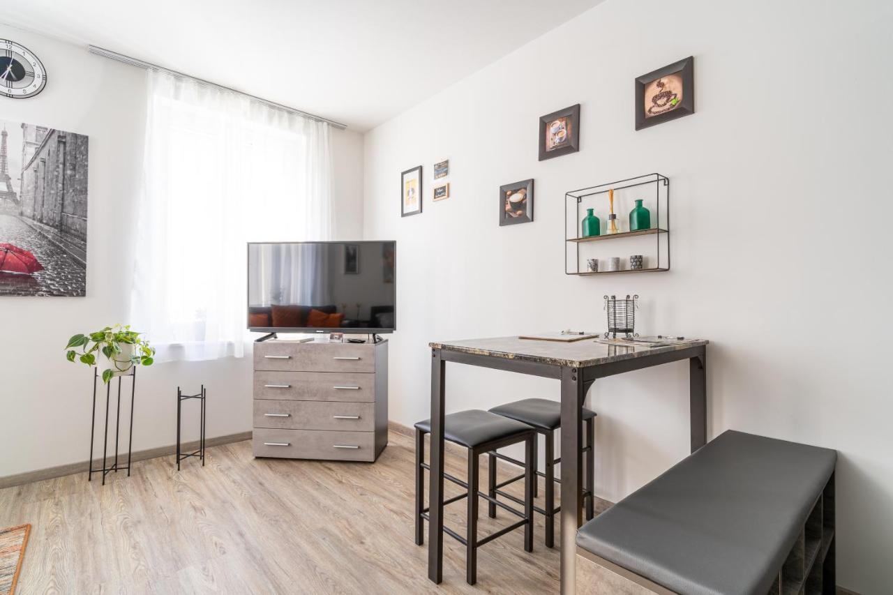 Tagblatt Apartment 10 Тутлинген Экстерьер фото